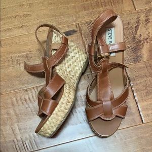 Steve Madden tan espadrille wedges